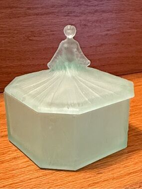 Paris Ramses NY Roxana Satin Green Glass Powder Trinket Jar Nude Woman Art Deco